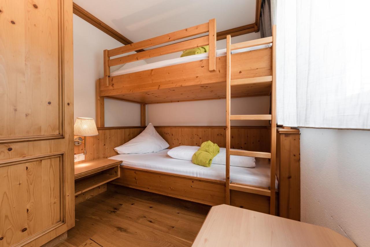 Vitalpina Hotel Magdalenahof Santa Maddalena in Casies Dış mekan fotoğraf