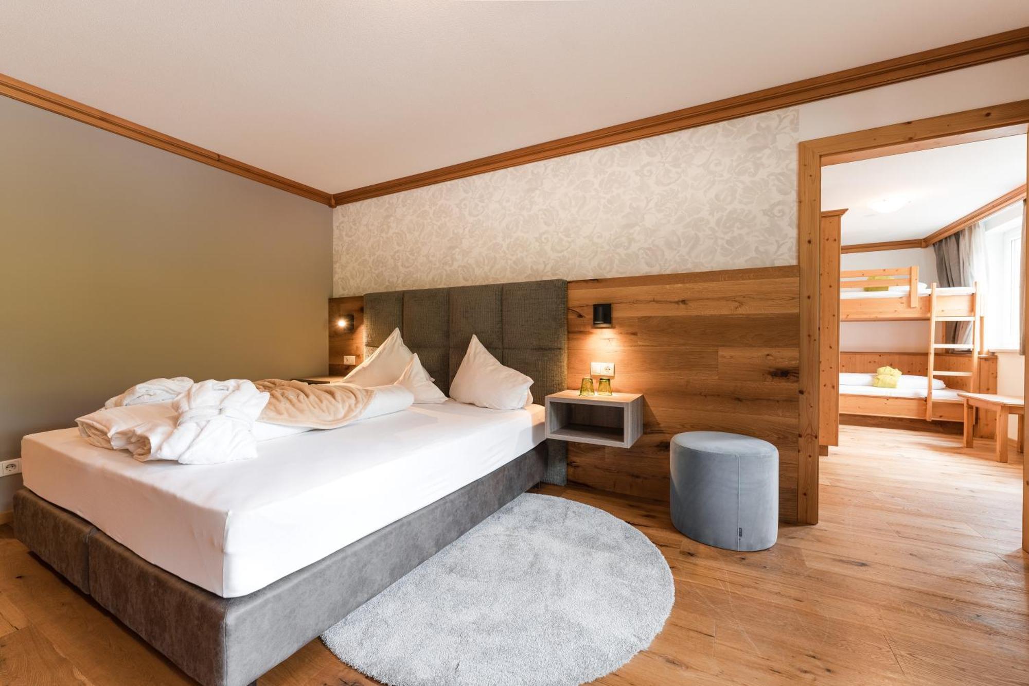 Vitalpina Hotel Magdalenahof Santa Maddalena in Casies Dış mekan fotoğraf