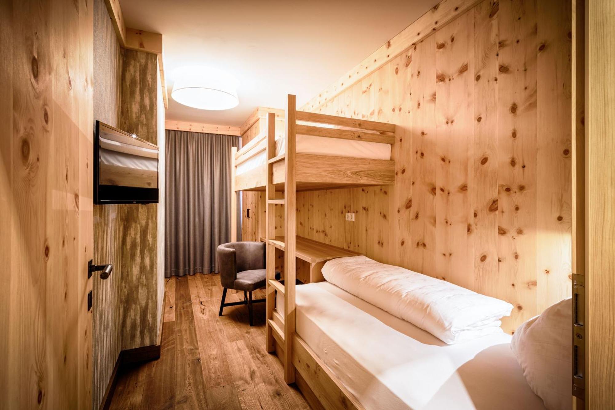 Vitalpina Hotel Magdalenahof Santa Maddalena in Casies Dış mekan fotoğraf